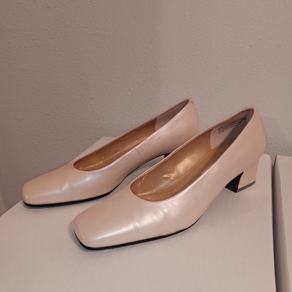 SRO Leather Block Heel Pumps Beige Square Toe Women's 9N Vintage Classic